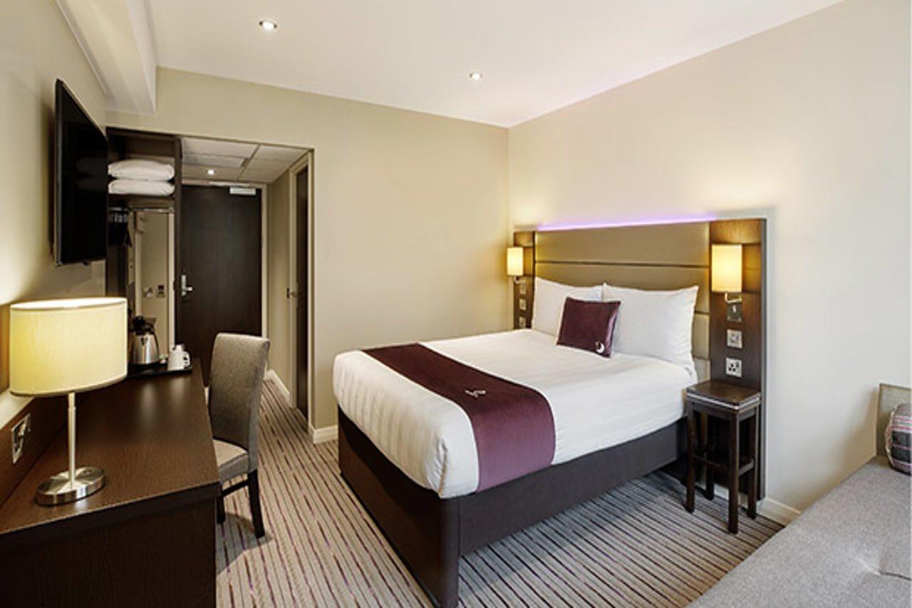 Premier Inn Abingdon Exteriör bild