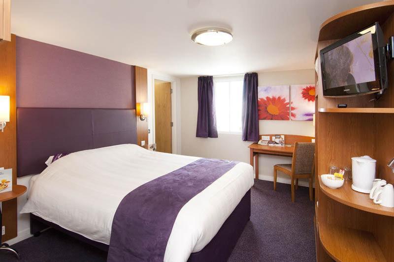 Premier Inn Abingdon Exteriör bild